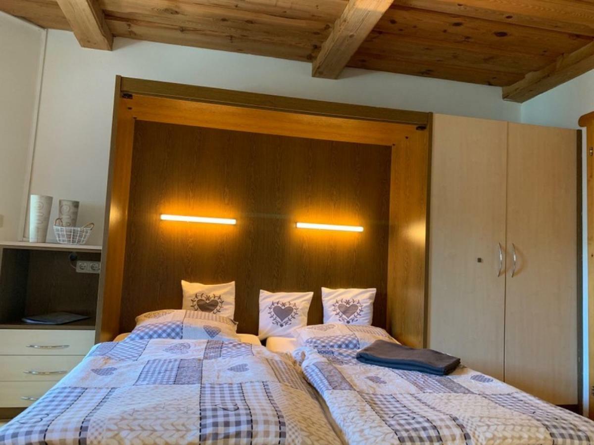 Ferienwohnung Waldblick เฮาเซนแบร์ก ภายนอก รูปภาพ